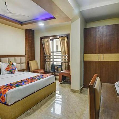 Fabhotel Central Palace Ченнаи Экстерьер фото